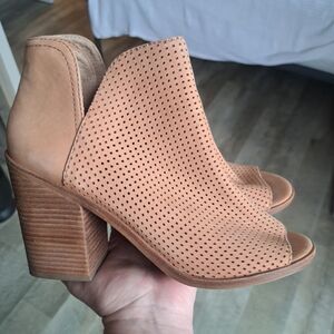 Steve Madden Tala 8.5 Beige Brown Suede Leather High Heel Open Toe Ankle Boots